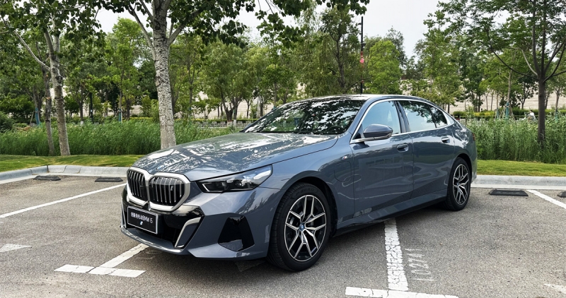 全新BMW 5系品鉴会 开封火热开启