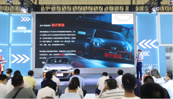 影豹R-style赛道版13.68万元极速上市，用户共创引爆赛道(1)942