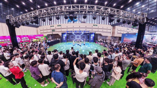 不设界，敢智趣 2026中原国际车展6月解锁出行新次元！974