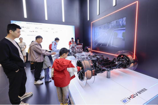 定档11月2026郑州国际车展焕新升级 锚定中部未来出行标杆517